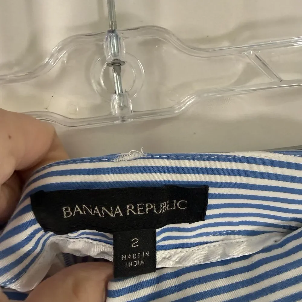 Banana Republic Shorts Women's 2 Blue White Striped Floral Embroidered Pockets - Picture 5 of 8